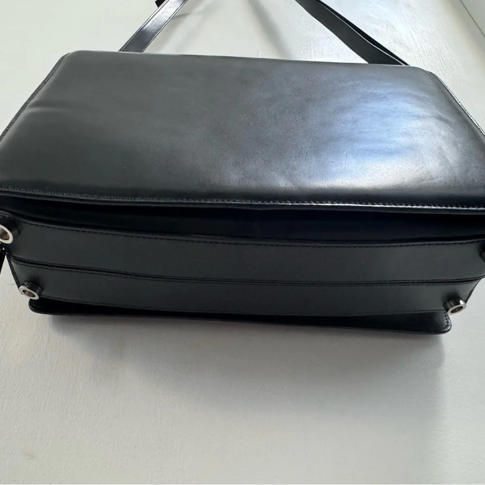 & Other Stories Black Leather Messenger Bag - Picture 6 of 10